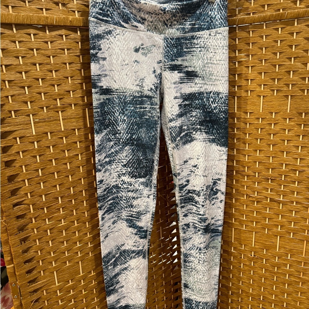 Fabletics Legging Bundle, Size Xs - image 5